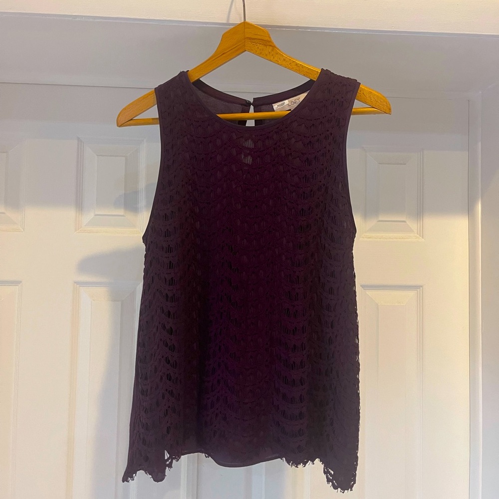 Anne Taylor Loft Purple Embroidered Sleeveless Blouse Medium